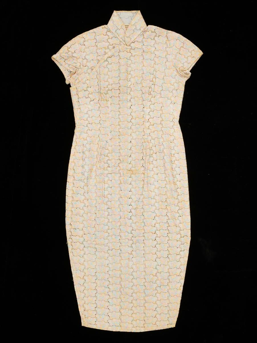 Multi-coloured Swiss cotton cheongsam with sleeves