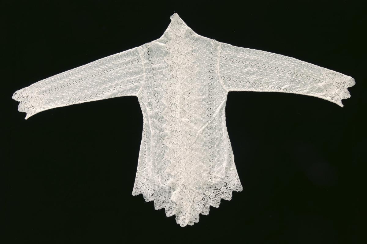 White kebaya
