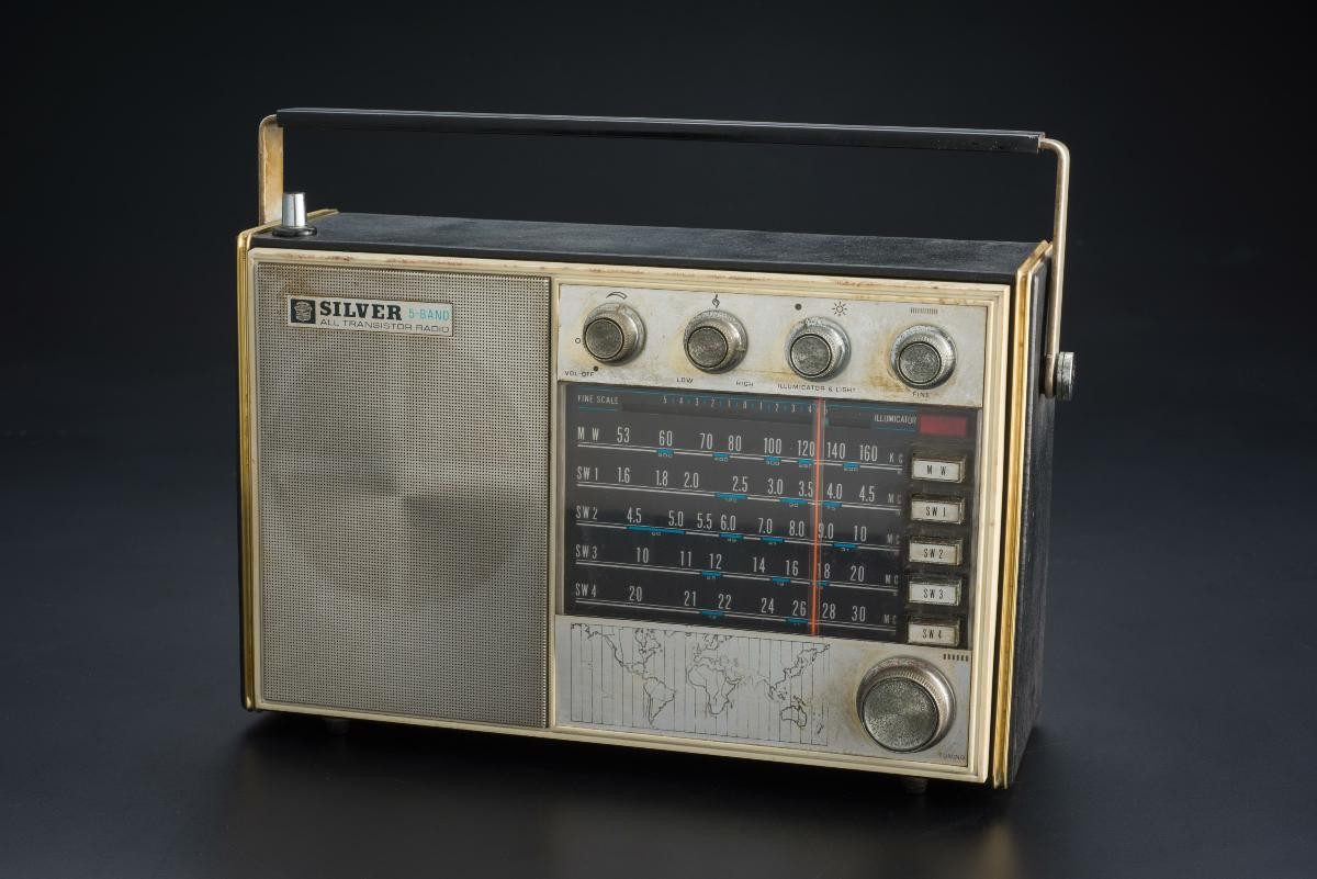 Transistor radio