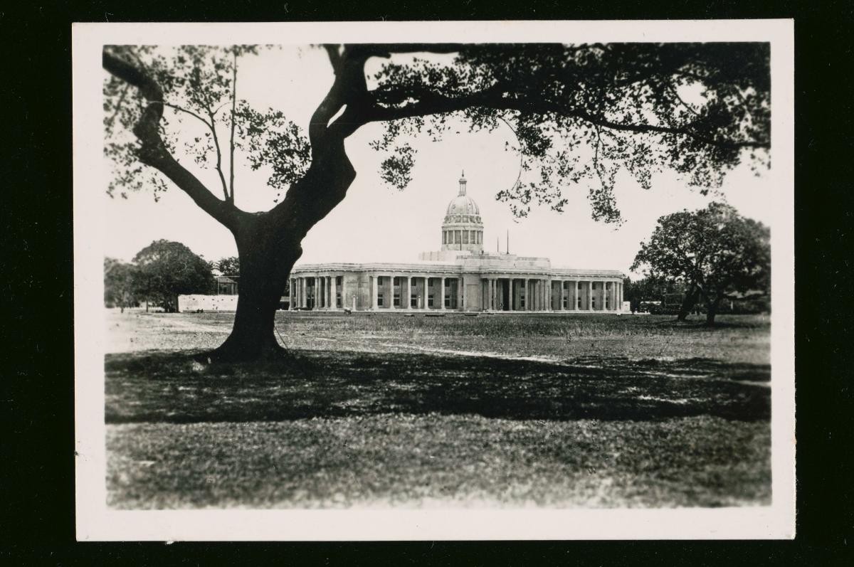 A colonial building with a large dome
