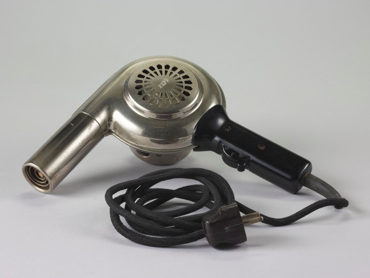 Hairdryer