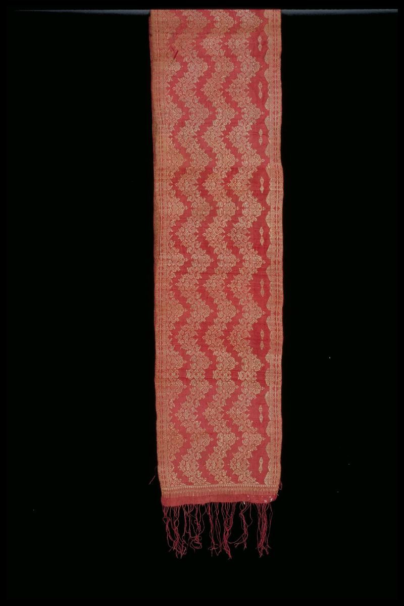 Shoulder cloth