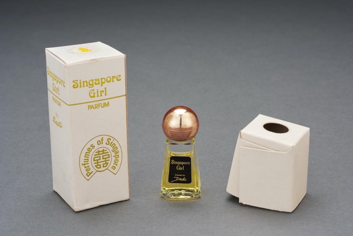 Singapore Girl perfume by Dadi