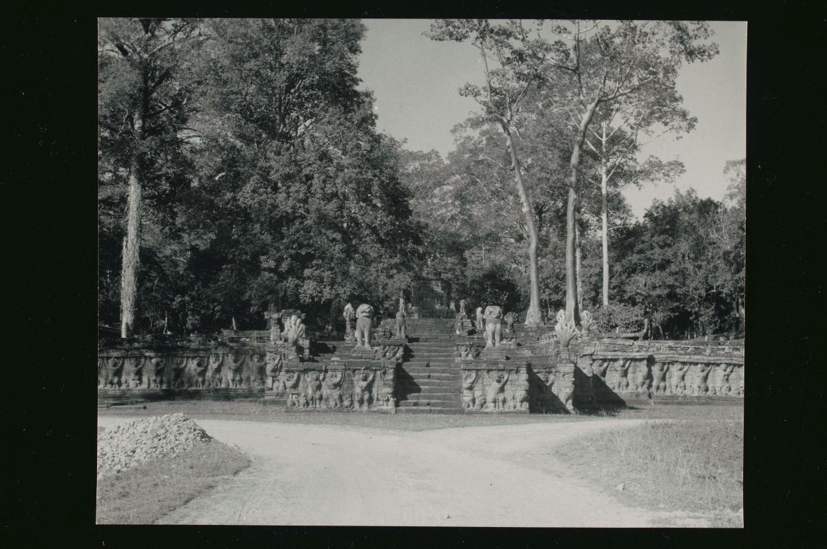 A view of Angkor by Loke Wan Tho