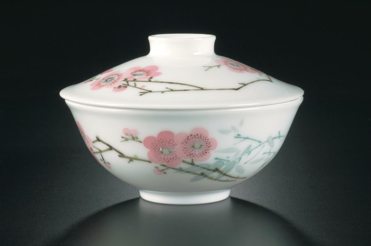 Bowl with cover