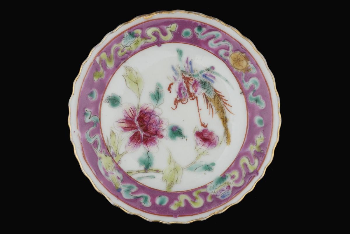 White ground dish with phoenix and peony motif