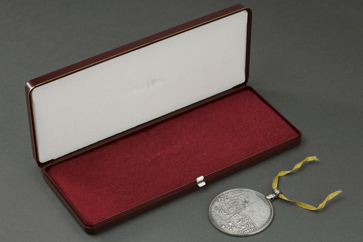 Silver campaign medal issued for the British Conquest of Java