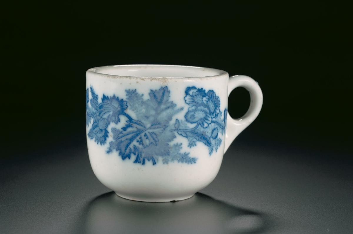 Porcelain cup used at the 'kopitiam' (coffeeshop)