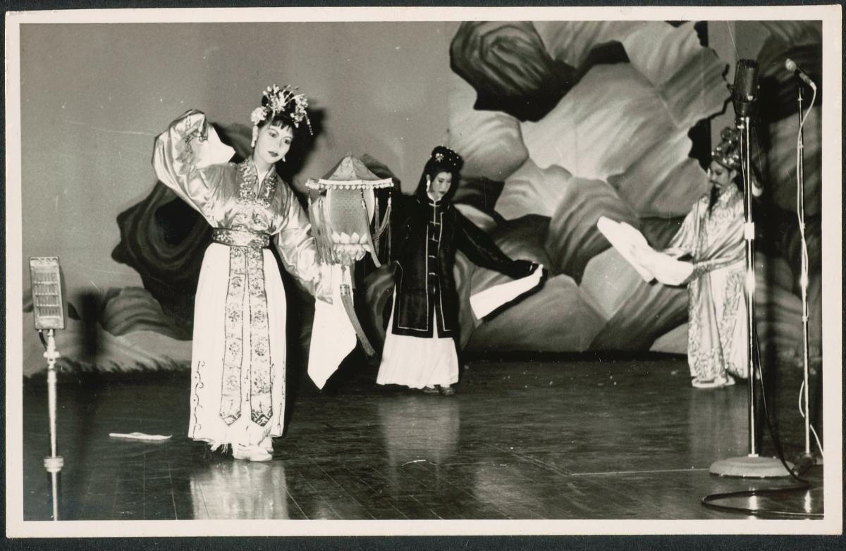 An indoor Chinese opera performance