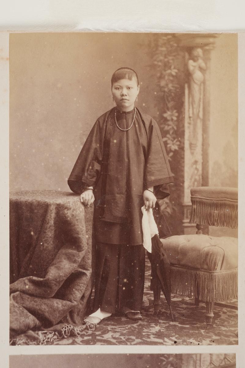 Portrait of a woman who is probably a servant