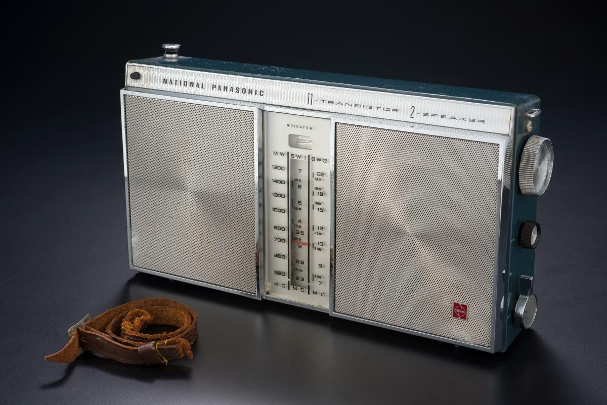 National Panasonic transistor radio