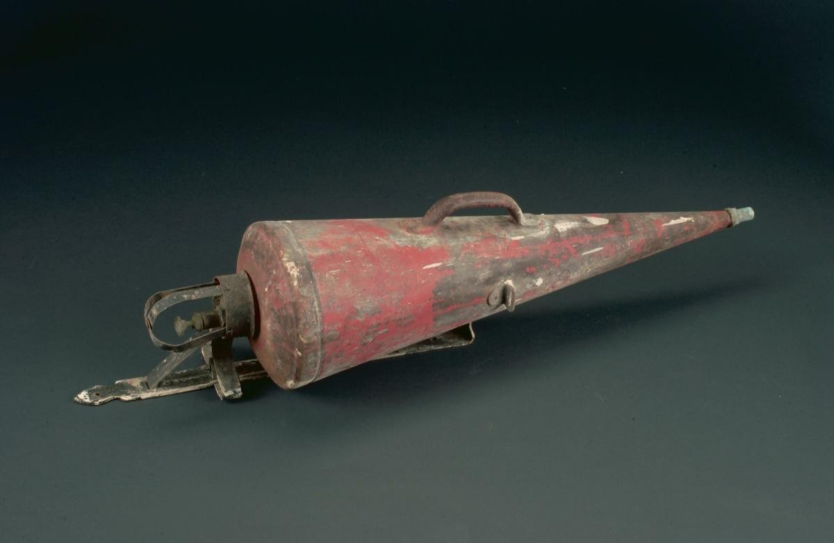 Fire extinguisher