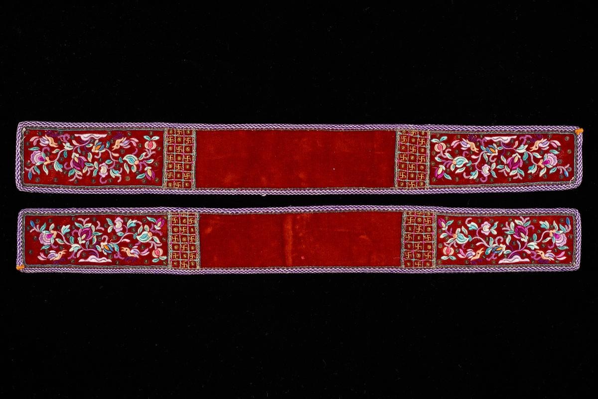 Pair of chopstick rests