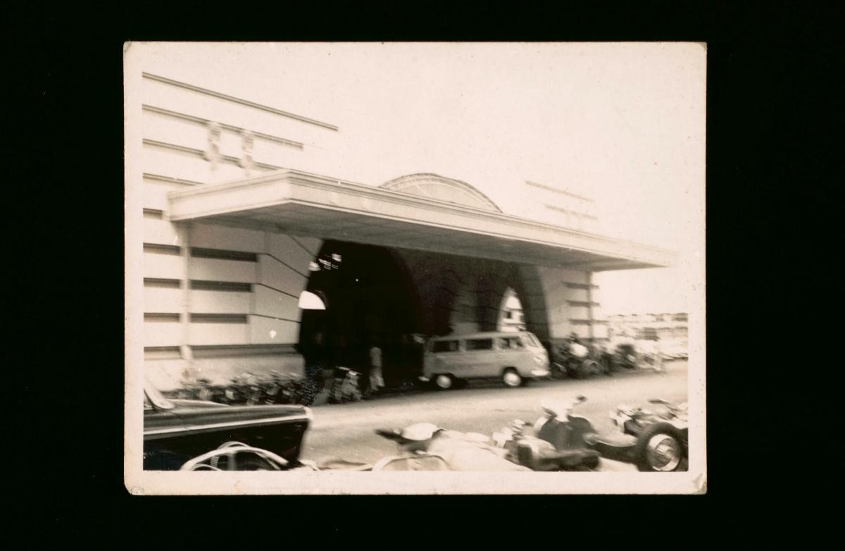 The entrance of Clifford Pier