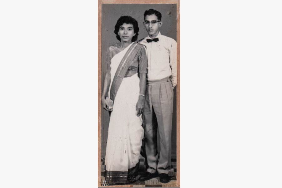 <a class="bold" href="/assets/60e7ad8a-1c86-4306-bf82-1fa1127a7402/iv-a-photograph-of-nellachi-pillay-and-david-row.jpg" target="_blank">
A photograph of Nellachi Pillay and David Row
</a>