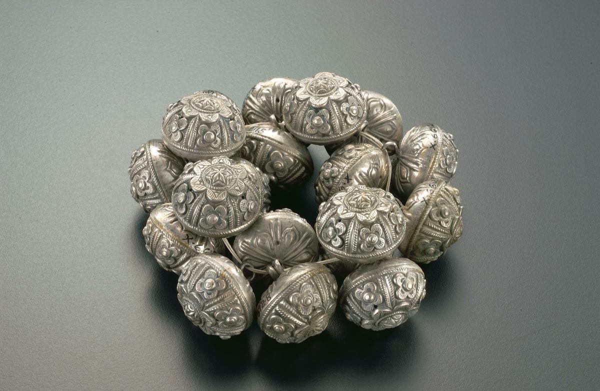 Buttons