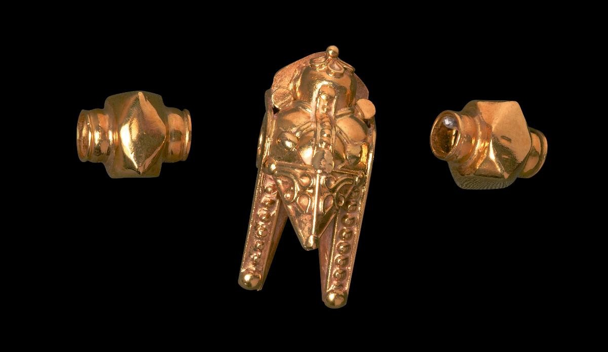 Thali pendants