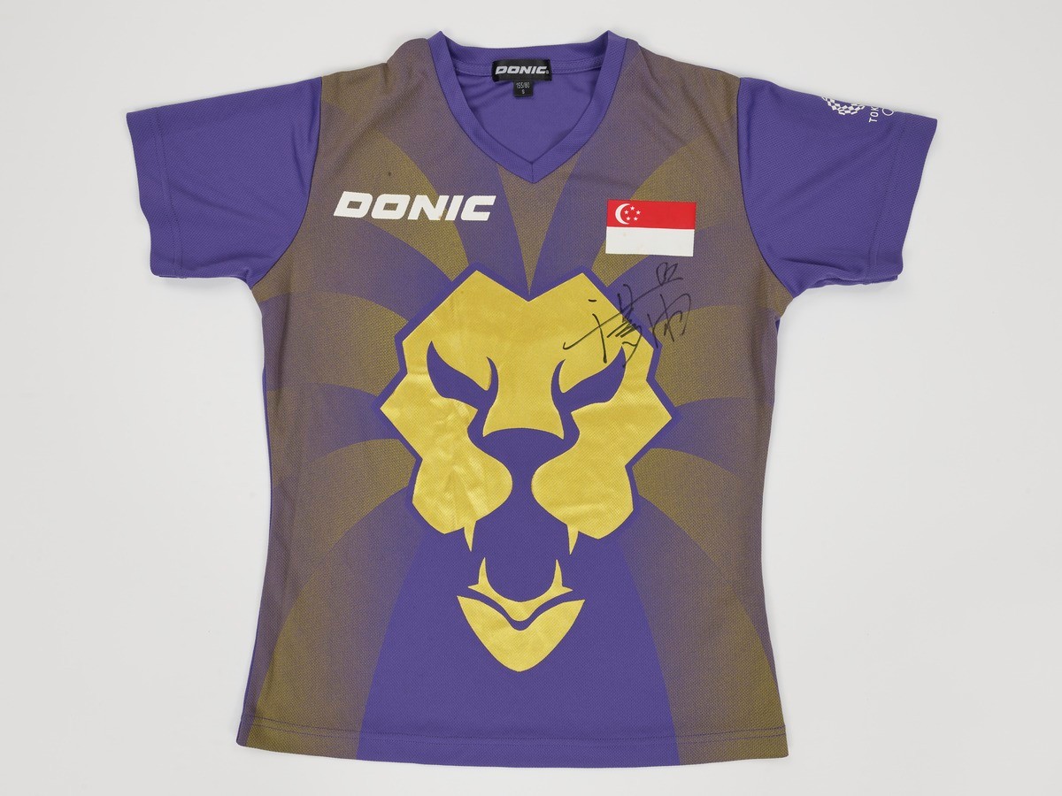 Yu Mengyu’s autographed jersey from the Tokyo 2020 Olympics table tennis bronze-playoff match