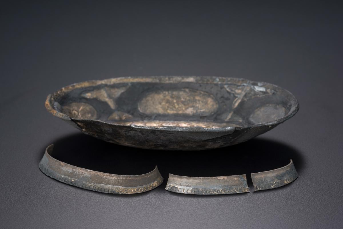 Four-lobed, footed bowl x 3