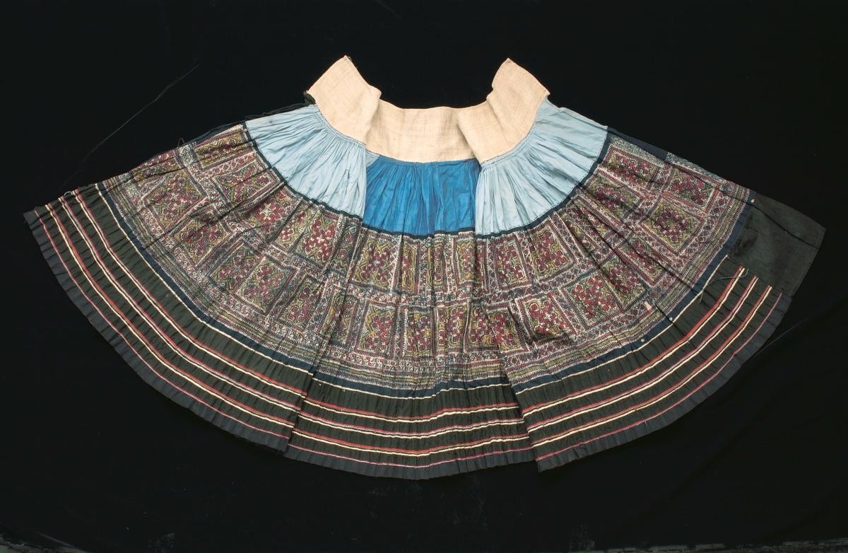 Pleated skirt