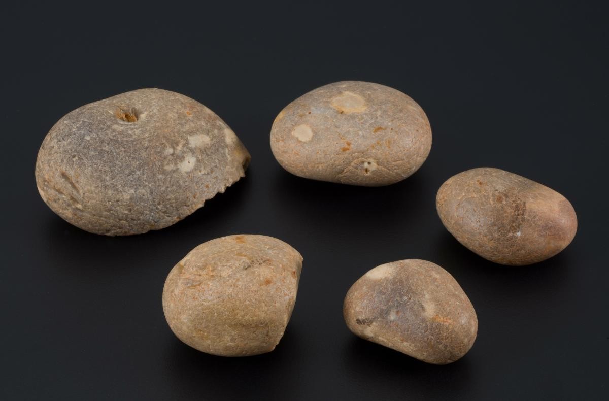 Raw flint