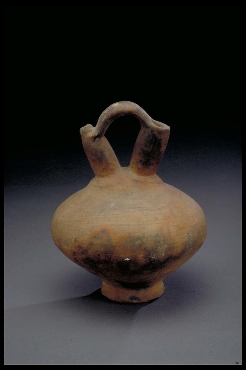 Ritual water vessel