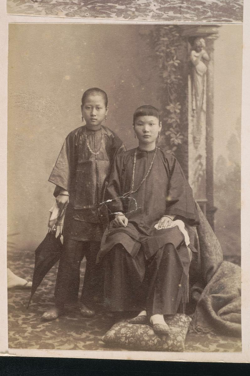 Portrait of Chinese boy and girl