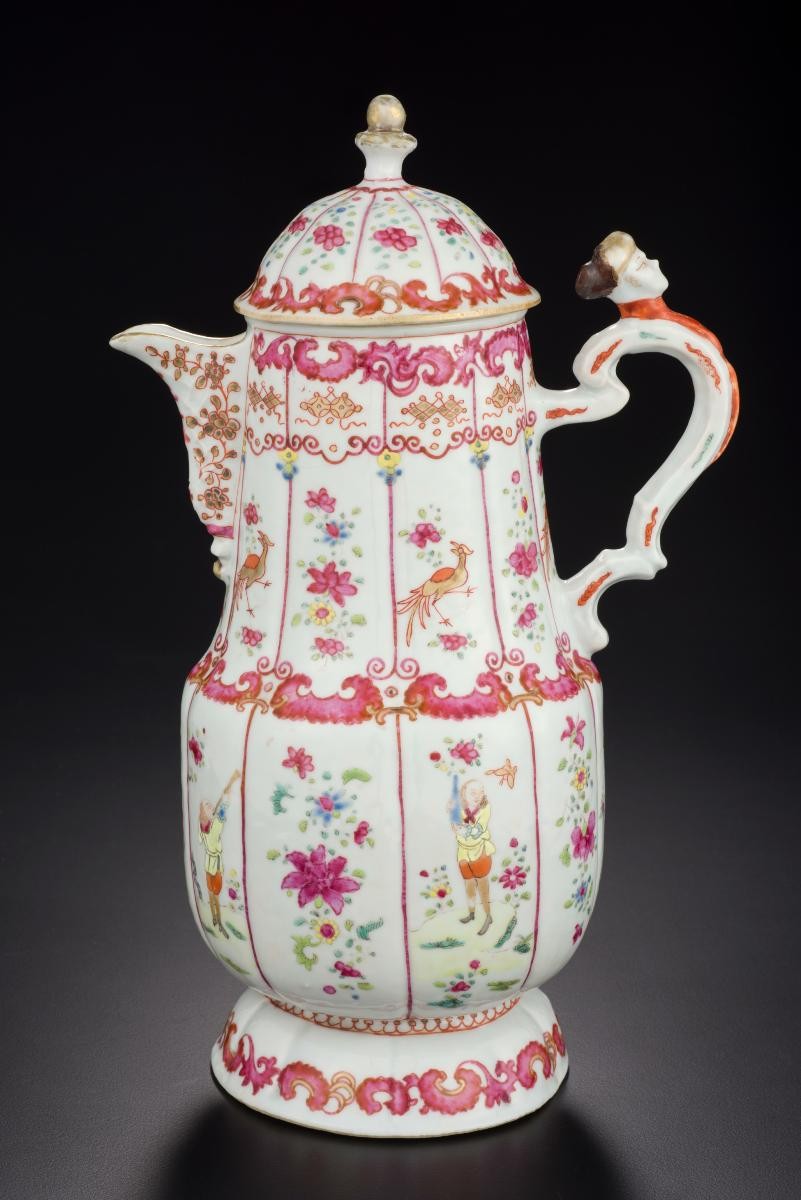 Coffee pot