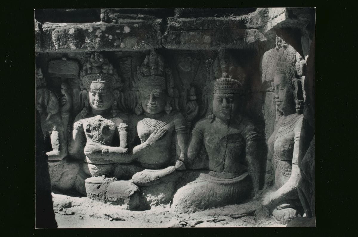 A view of Angkor by Loke Wan Tho