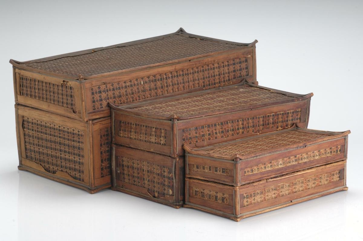 Three-tier box
