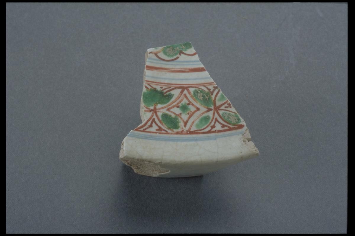 Tile fragment