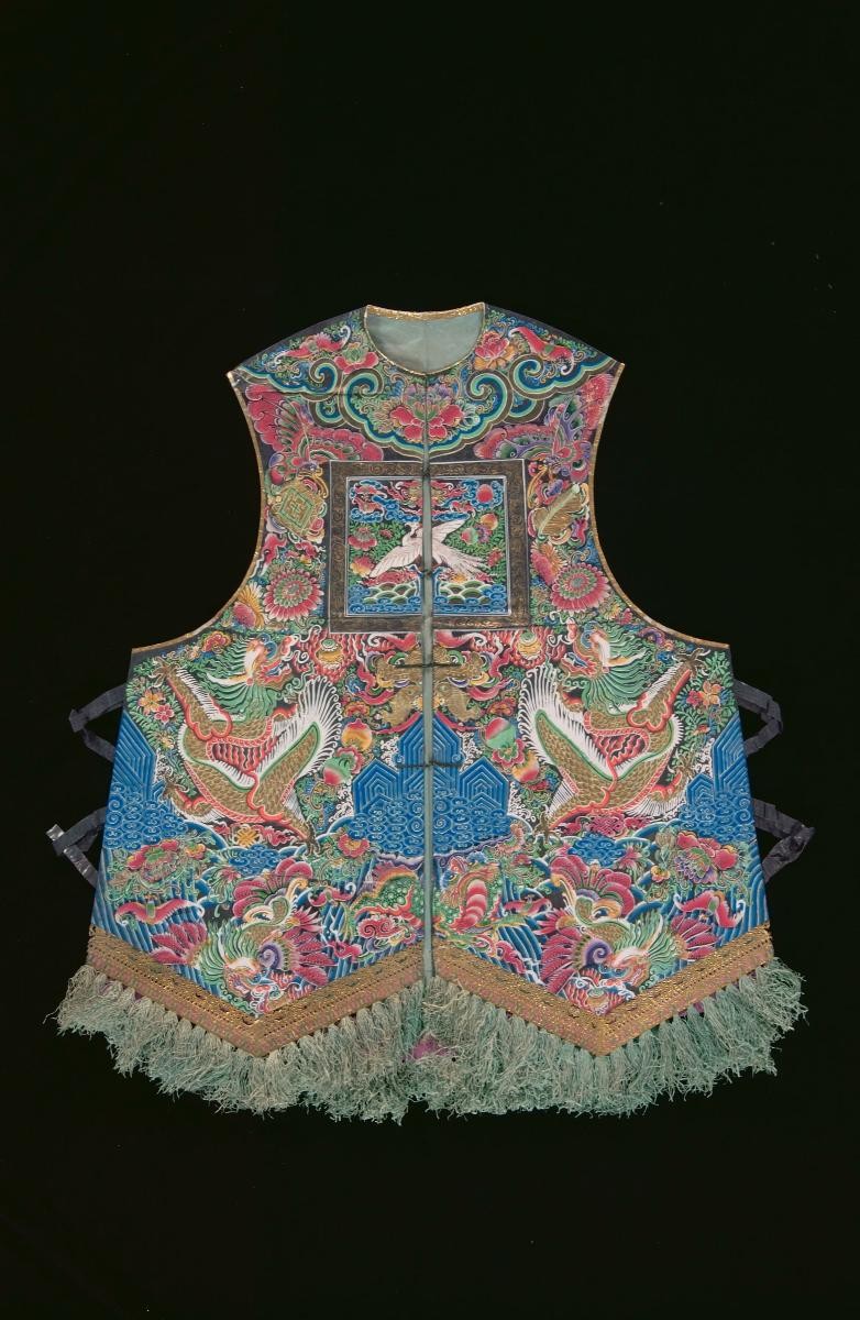 A paper vest