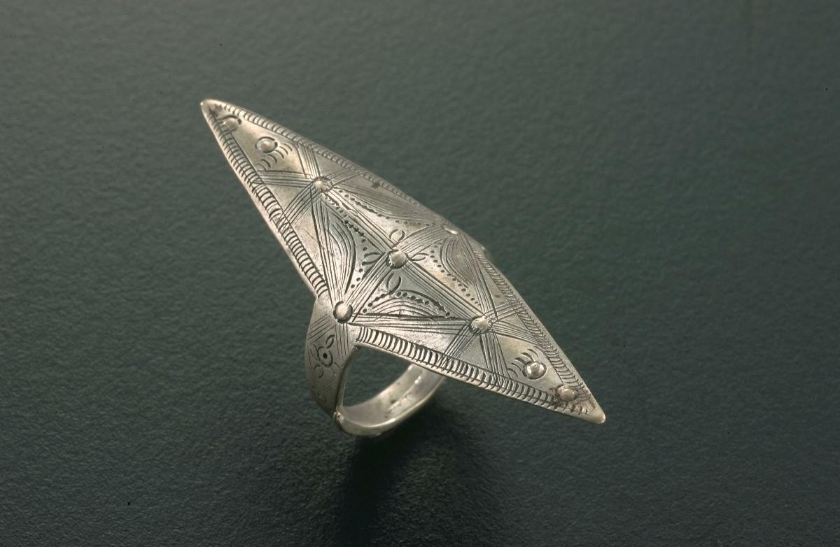 Ring