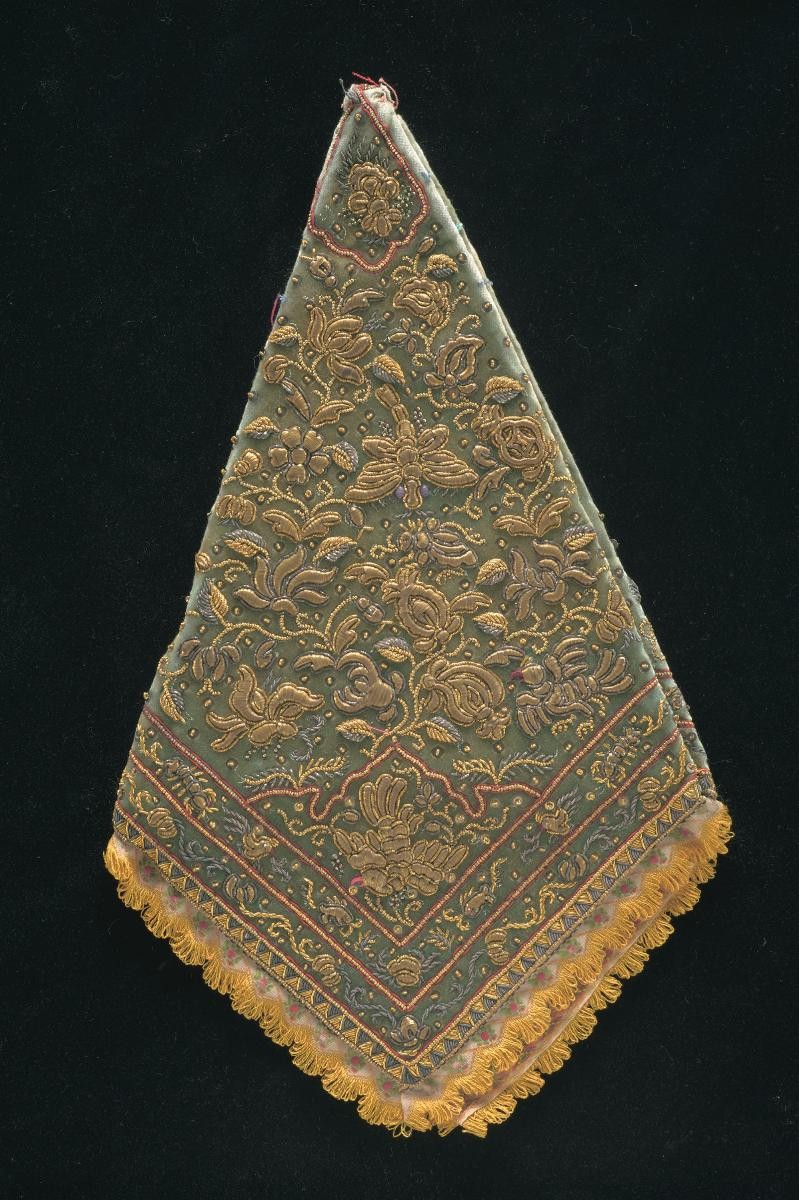 Handkerchief