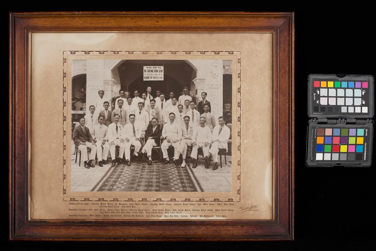 Photograph Cheong Koon Seng and members of Star Opera