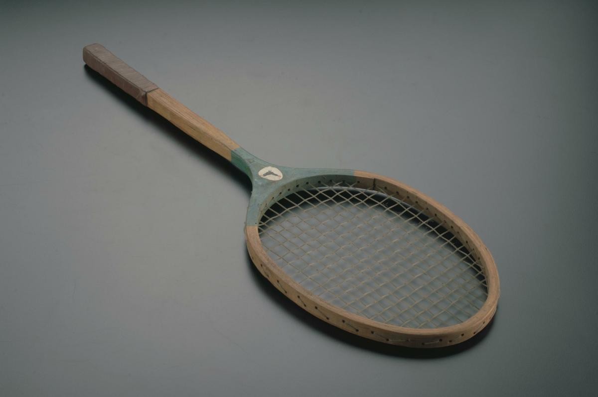 Badminton racket