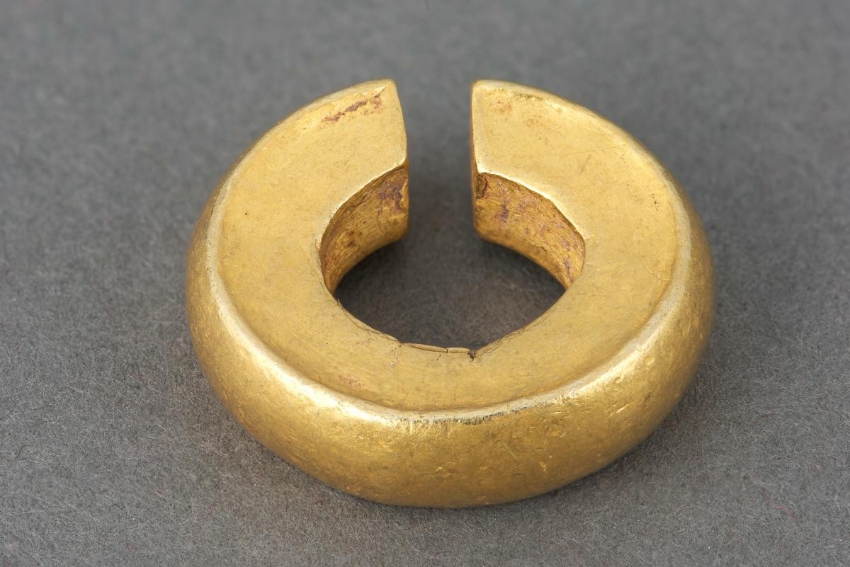 Ear ornament