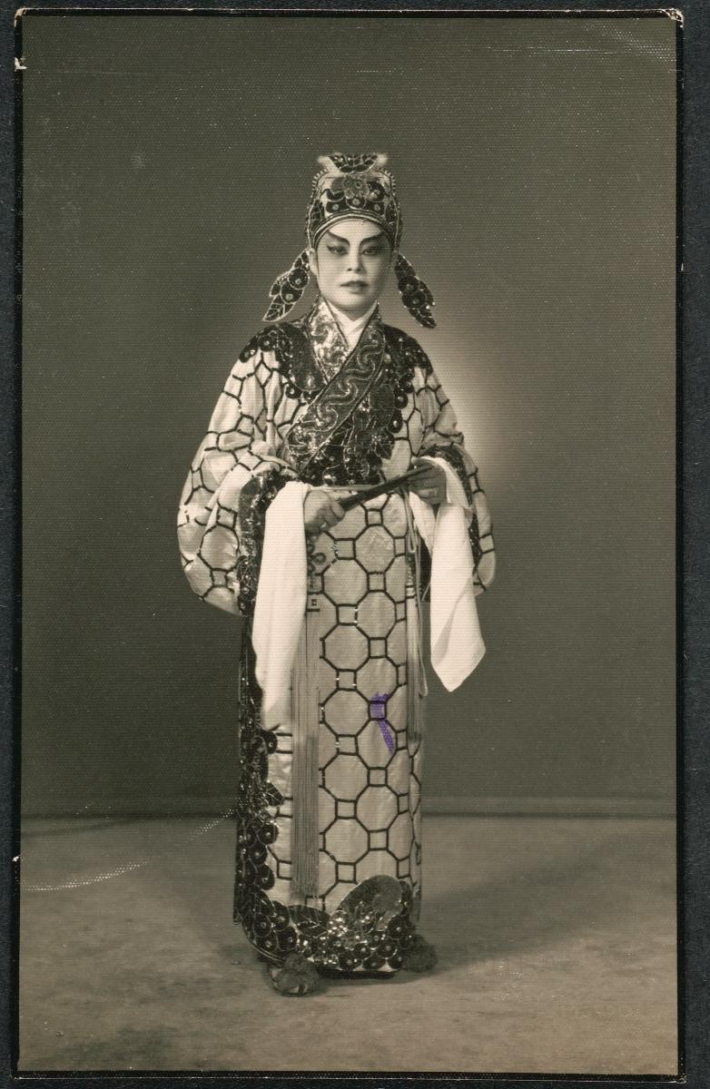 A Chinese opera actor