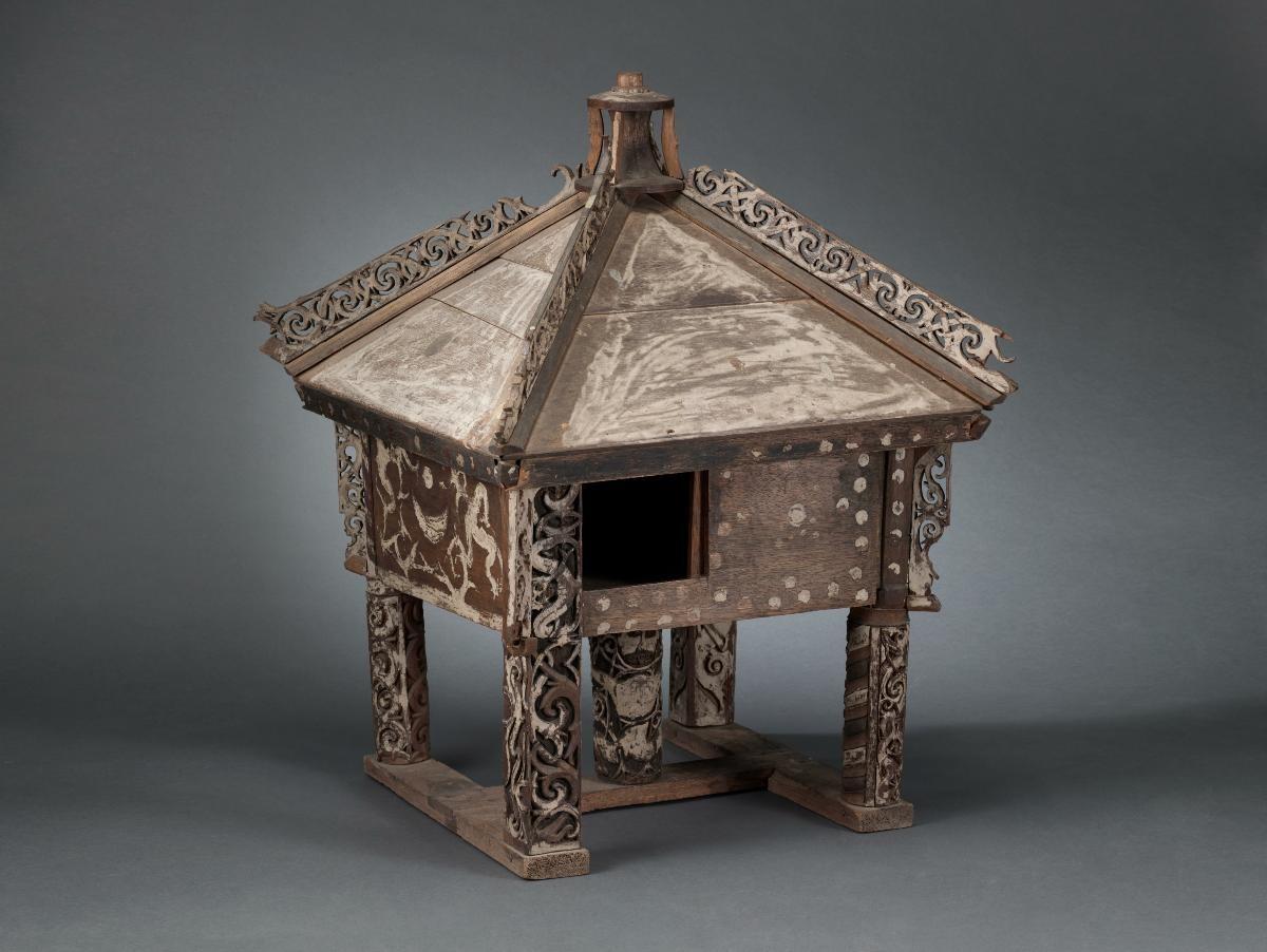 model- house
