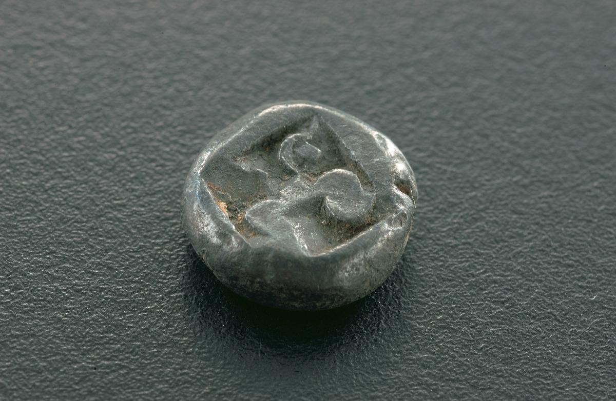 Disc-shaped coin